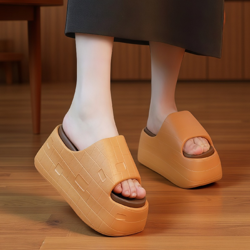 Mule Slip On - Новейшие женские шлепанцы на массивной платформе