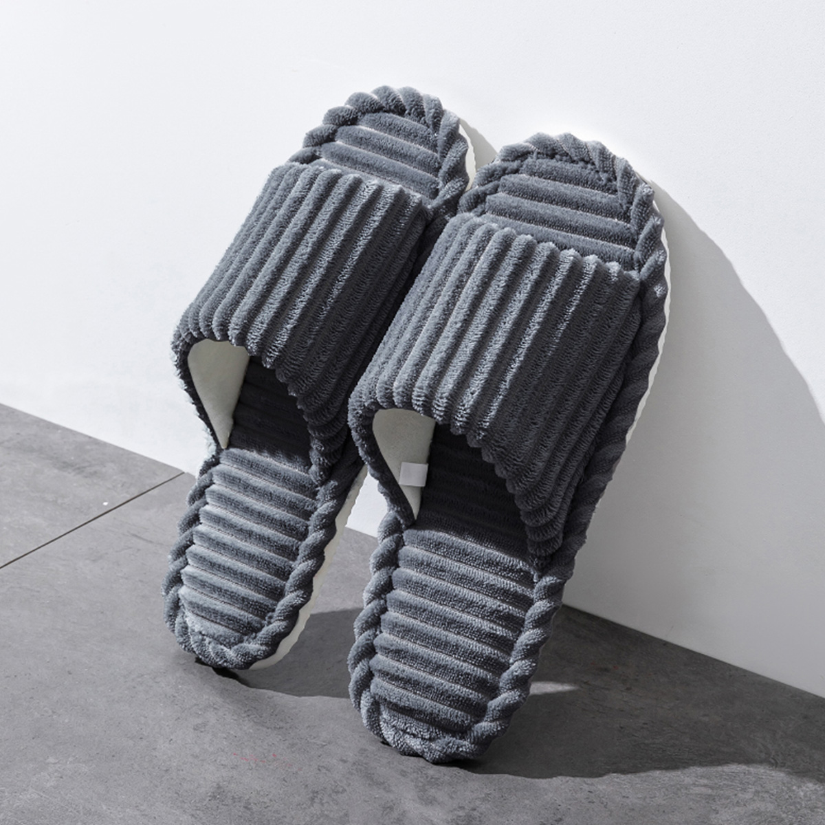 Дышащие домашние тапочки с отк – обзор и цена Mule Slip On