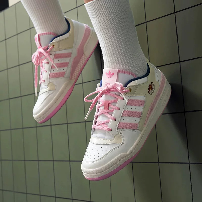 Женские кроссовки Adidas Clove – обзор и цена Women Shoes Hong Kong