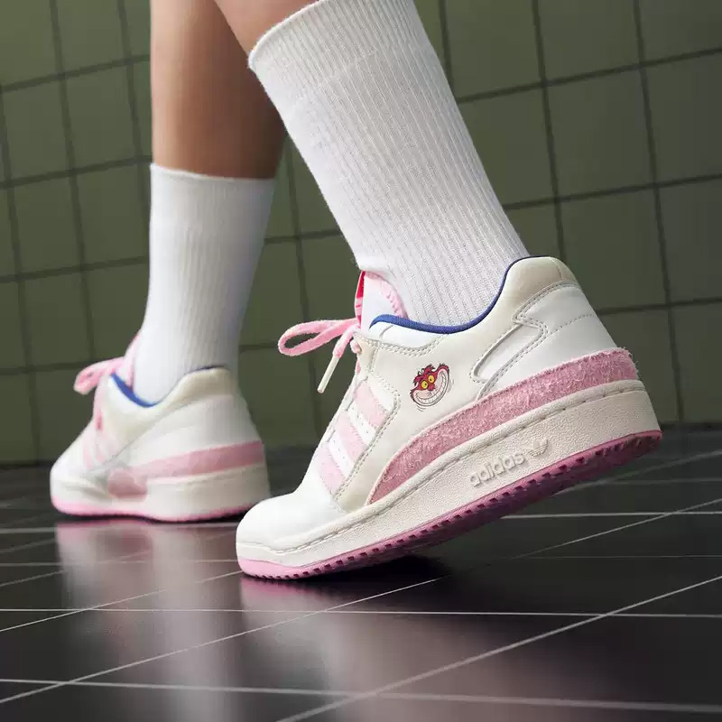 Женские кроссовки Adidas Clove – обзор и цена Women Shoes Hong Kong